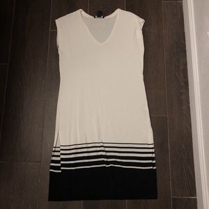Black and White Stripe Sleeveless Dress